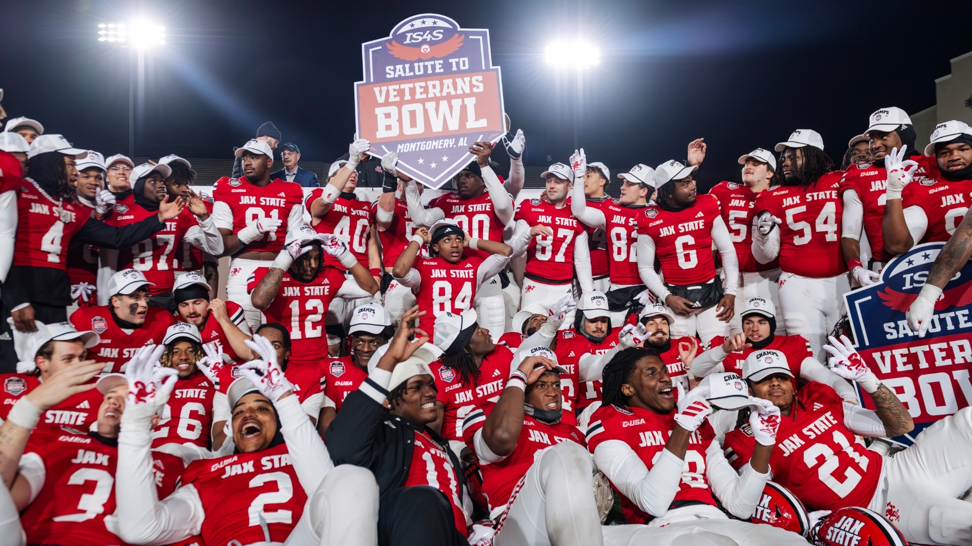 SaluteToVeteransBowlChamps