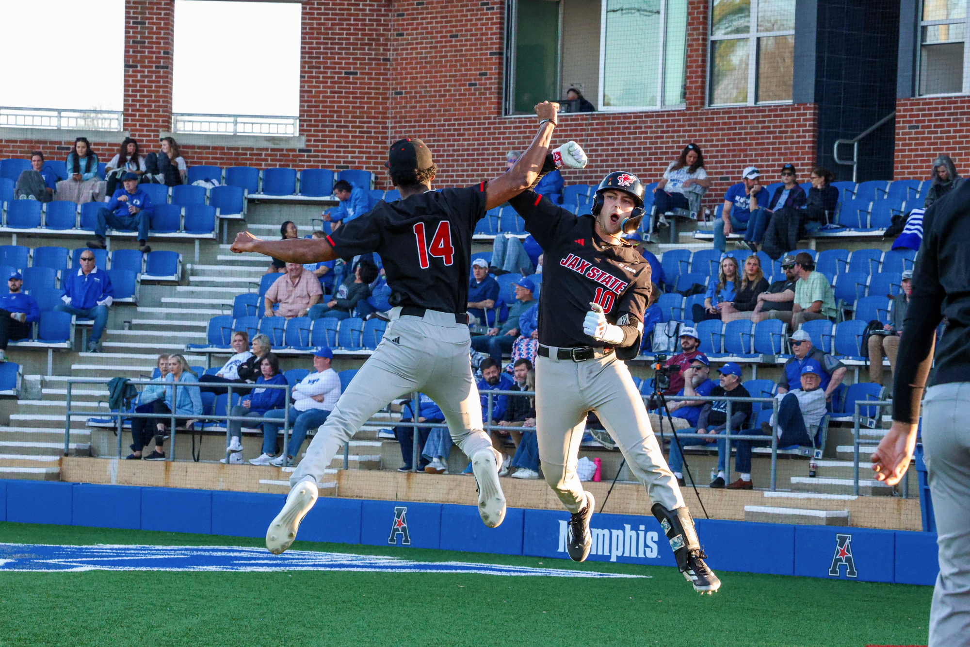 Grayson Ashe / Trey Majette