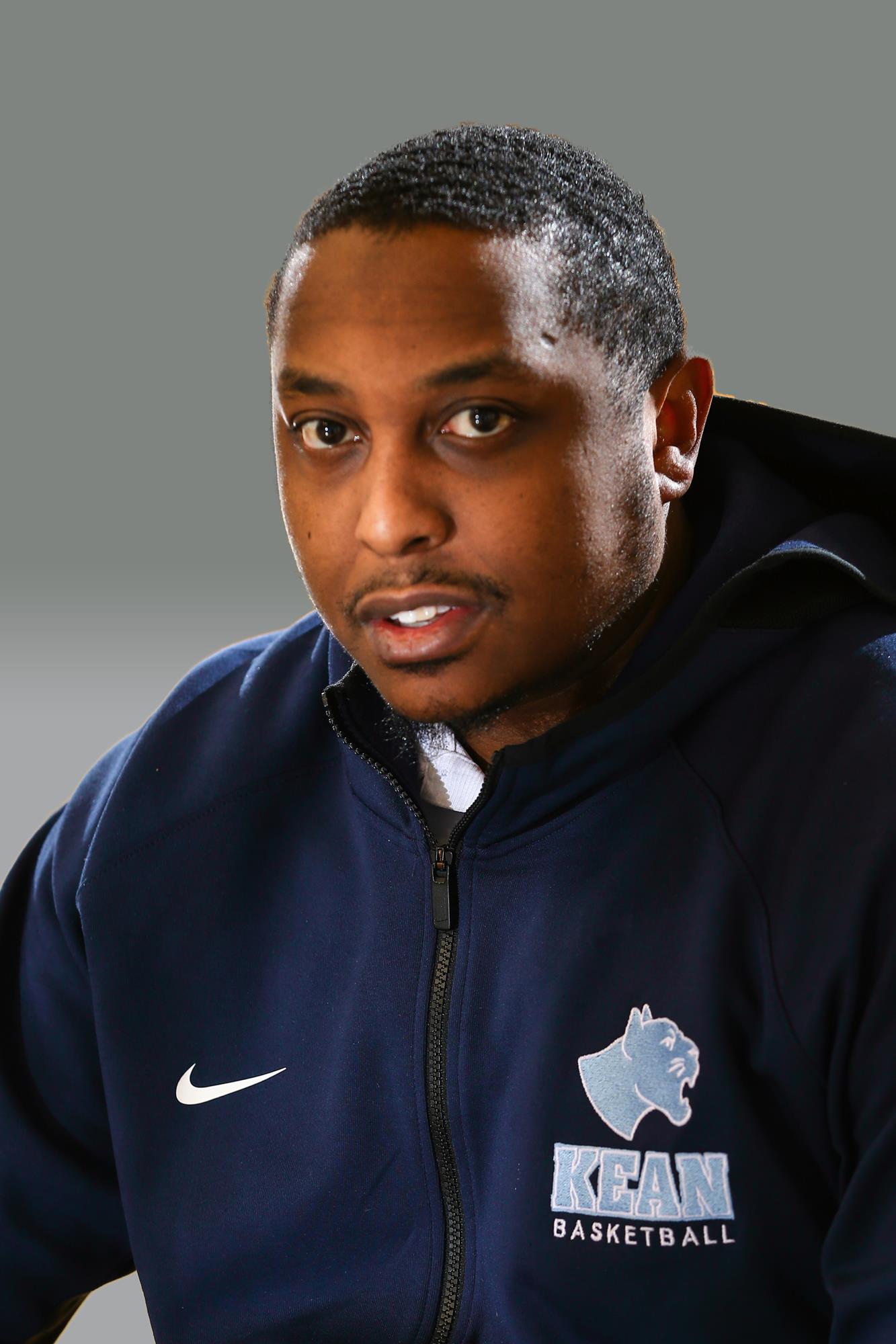 Jerry  Henderson