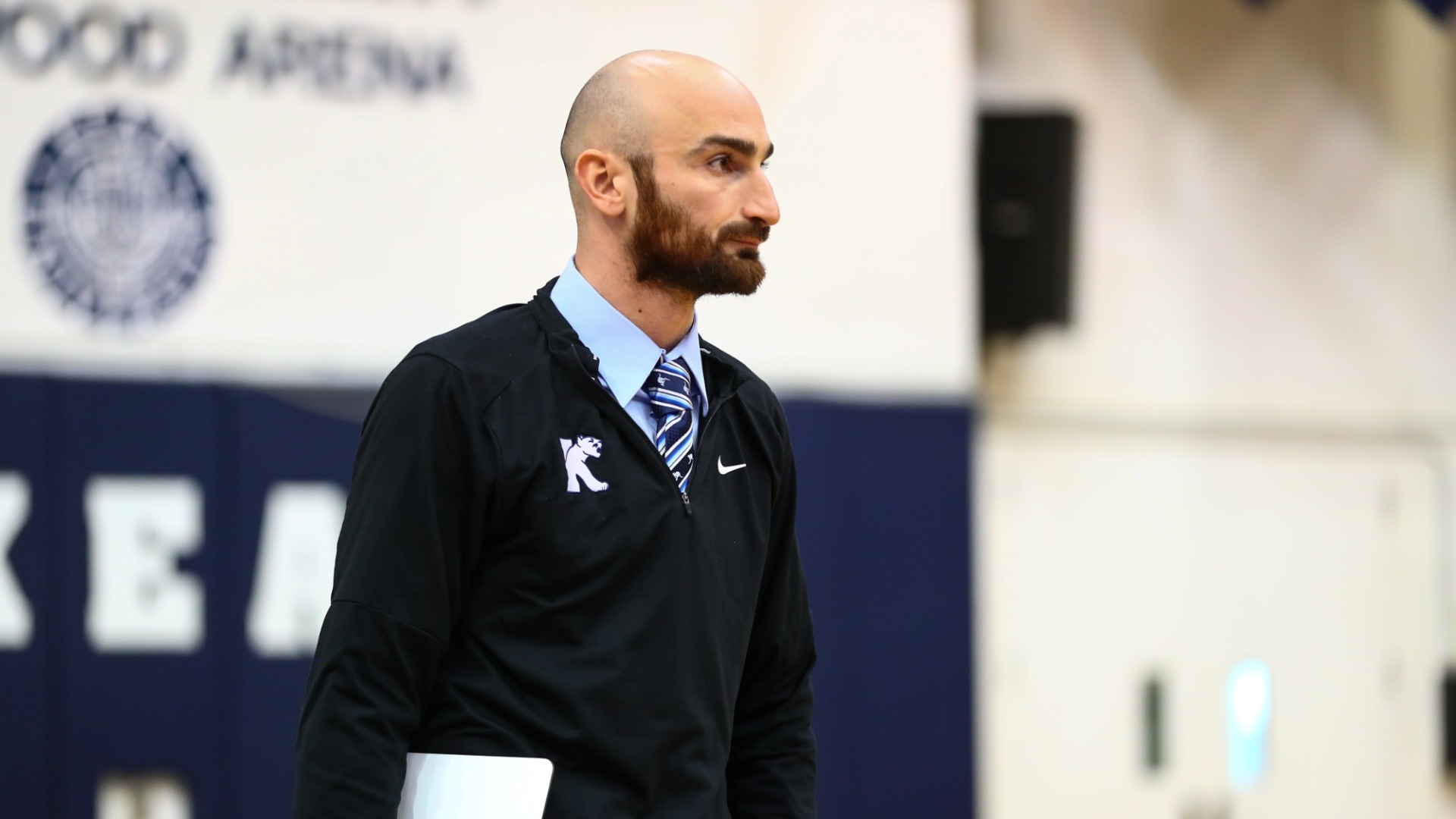 Men’s Volleyball Splits Matches with 16 Messiah and Stevenson Kean University