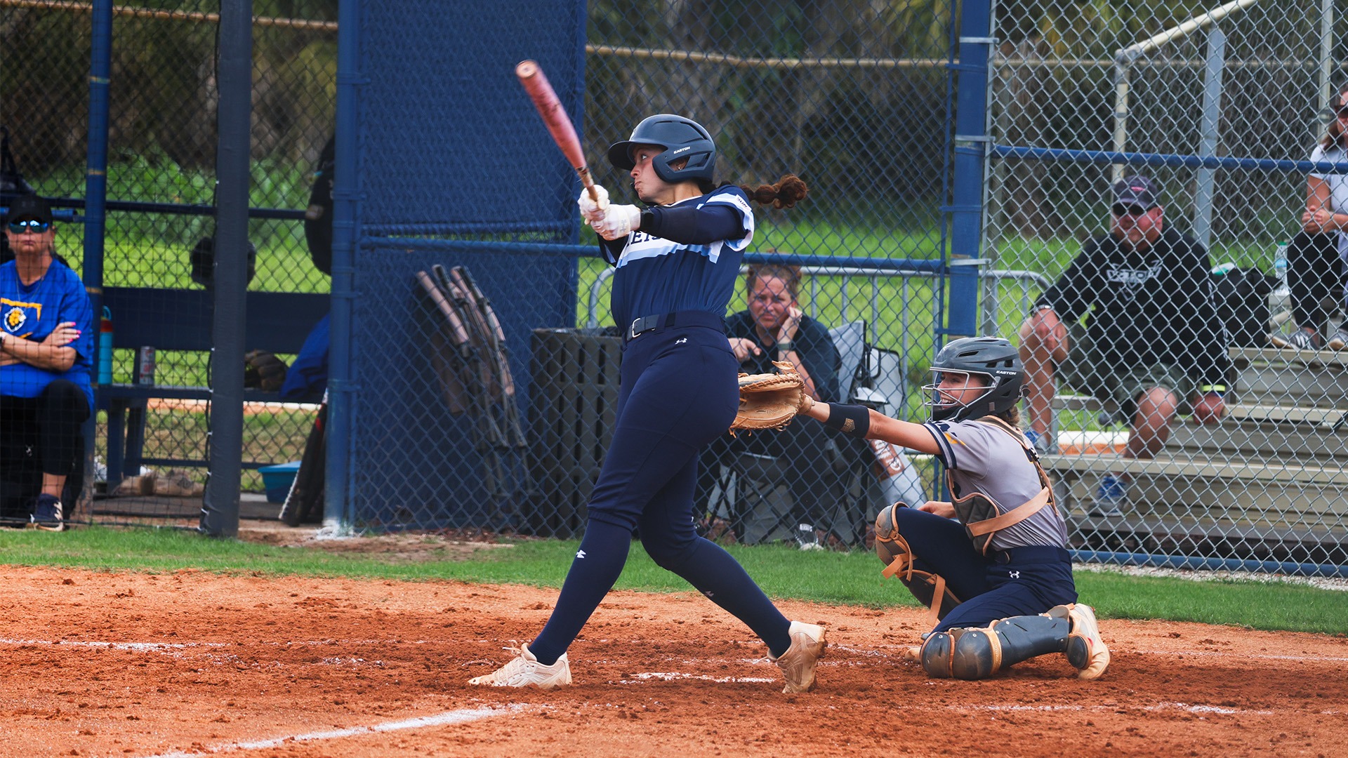 Genesis Iglesias Action