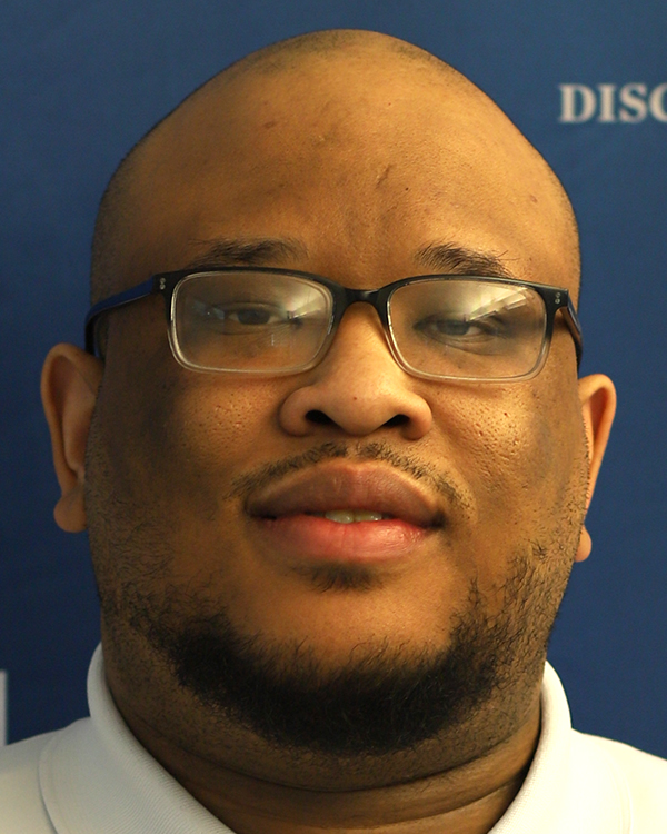 Assistant_Jesse_Peters