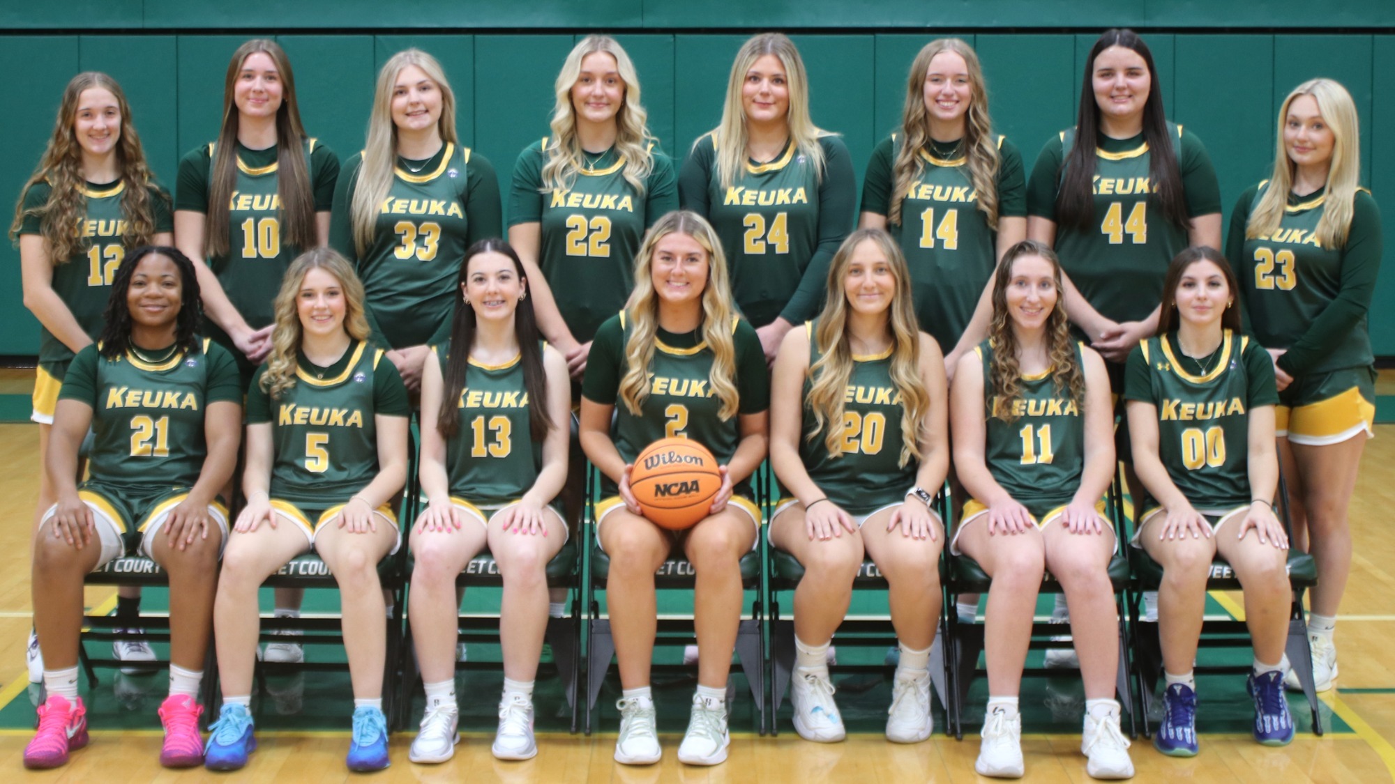 2025-26 WBB Team Picture