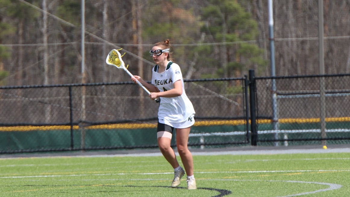 Weissinger with ball