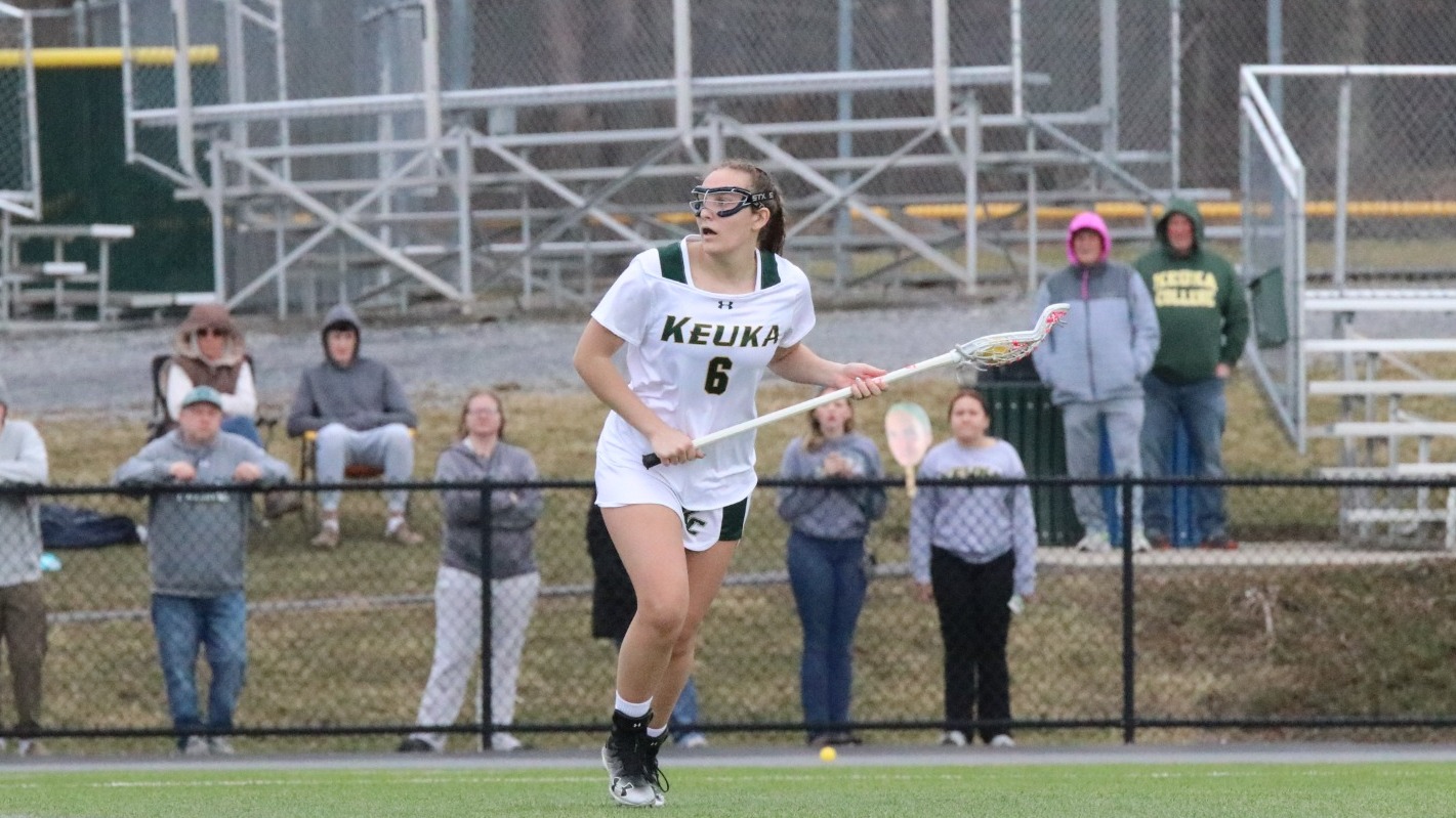 Pratt surveying the defense