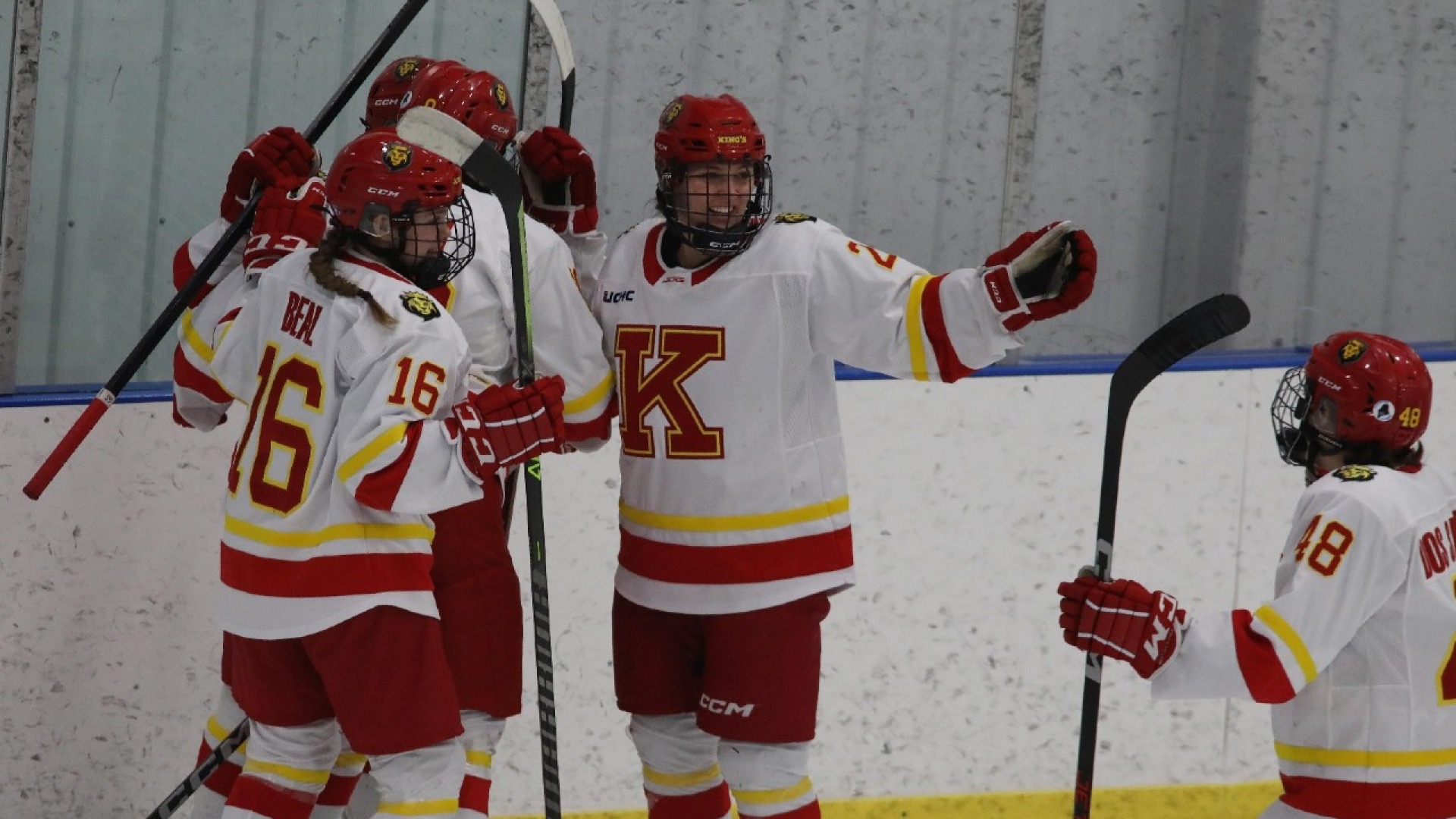 Women's Ice Hockey Outlasts Manhattanville in Shootouts for Historic
