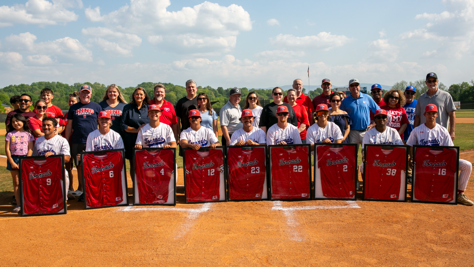 Baseball Senior Day