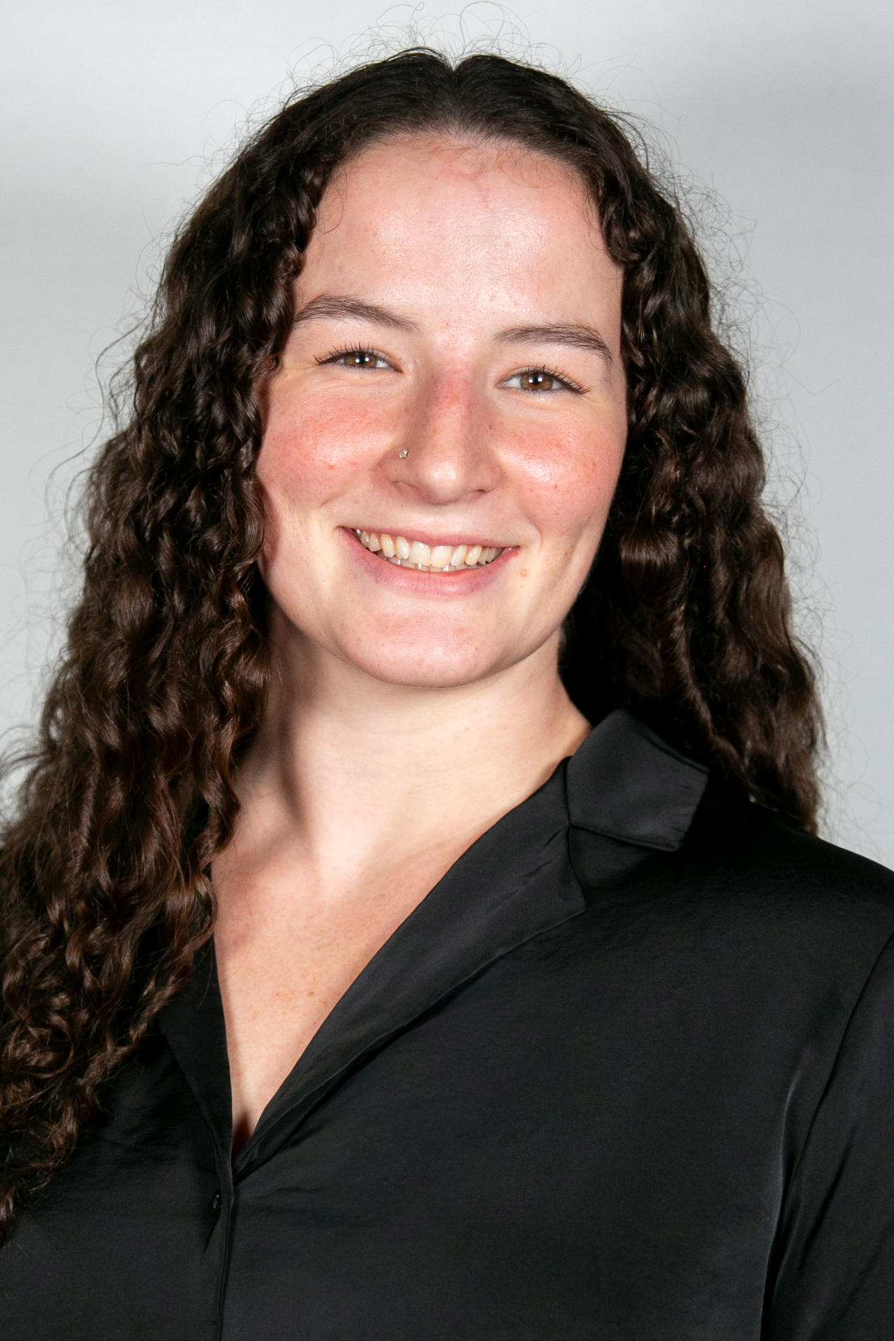 Joye Levendusky Headshot 2026-27