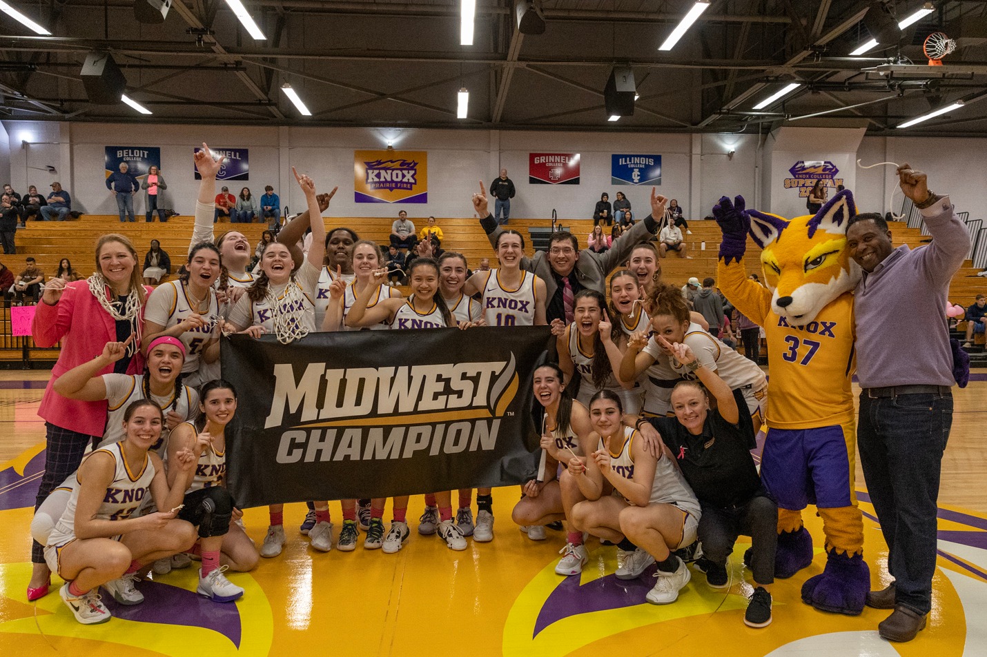 Women's Basketball Clinches at Least a Share of MWC Regular Season