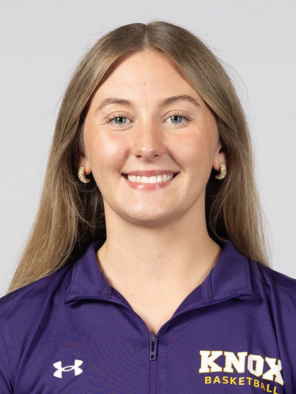 Assistant Coach Kelsi Thompson