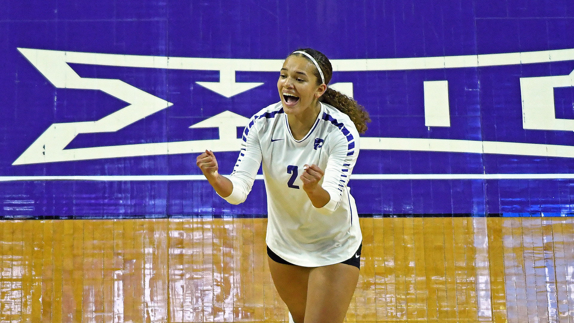 Aliyah Carter Volleyball Kansas State University Athletics