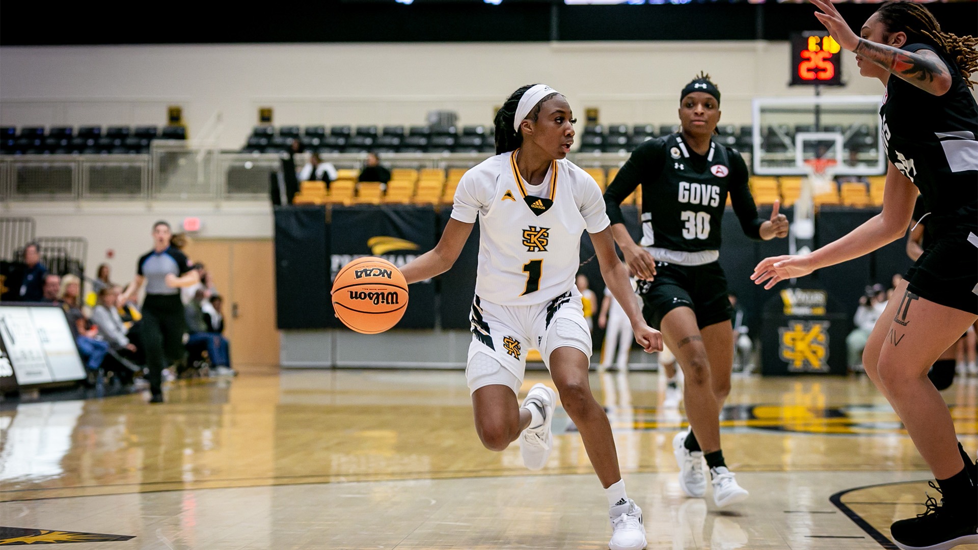 Carly Hooks Women's Basketball Kennesaw State University Athletics