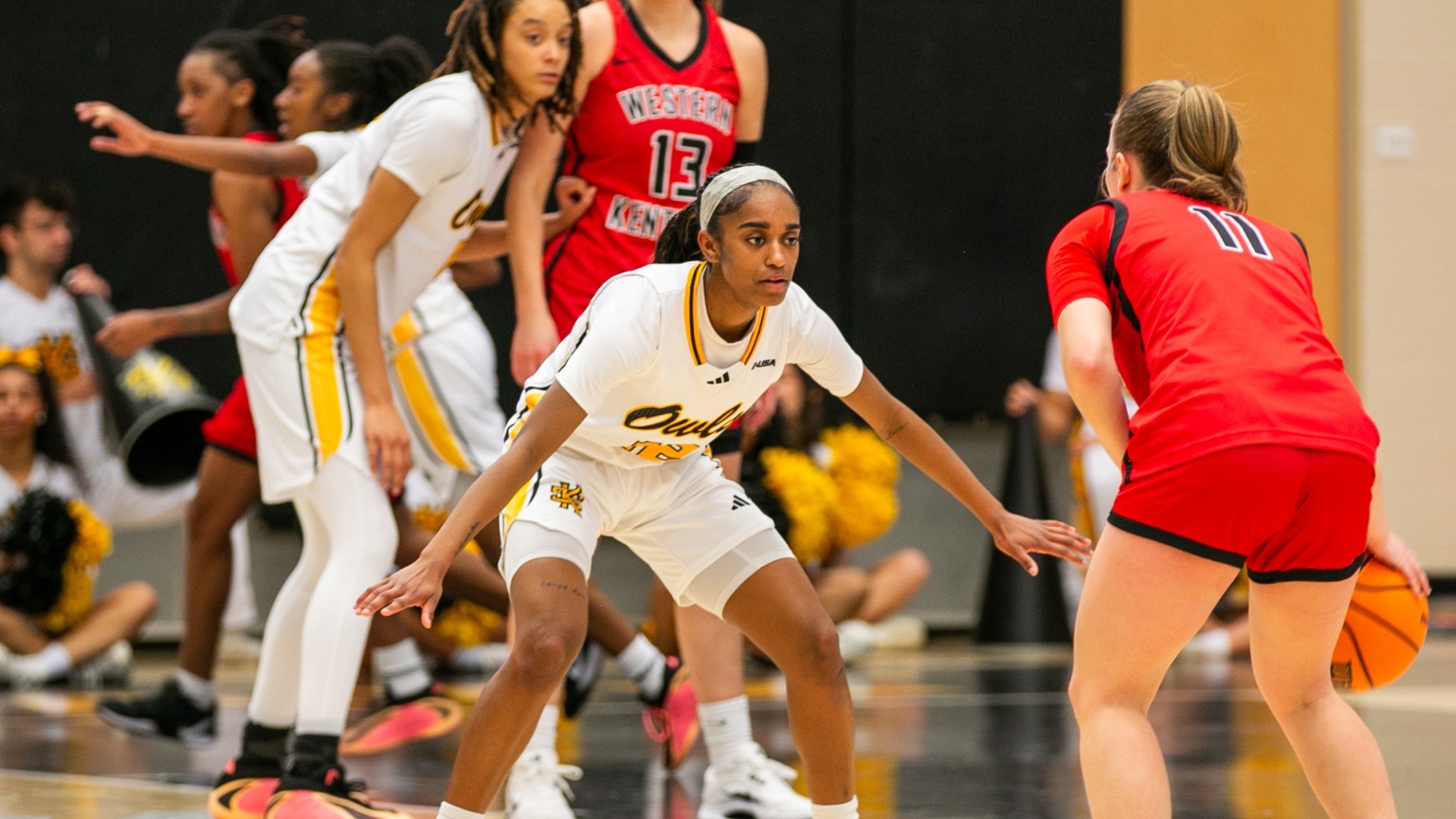 Kennesaw State women's basketball's Kaelyn Flowers defends in the Owls' 78-64 win over Western Kentucky at Vystar Arena on Jan. 4, 2026.