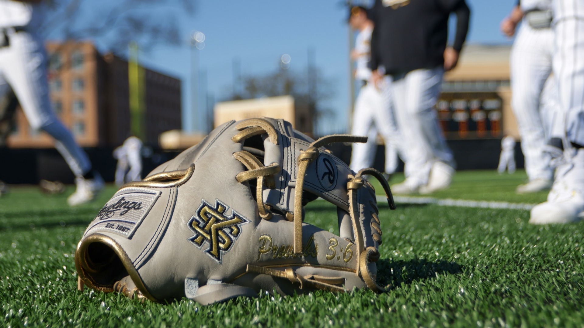 KSU Baseball Glove