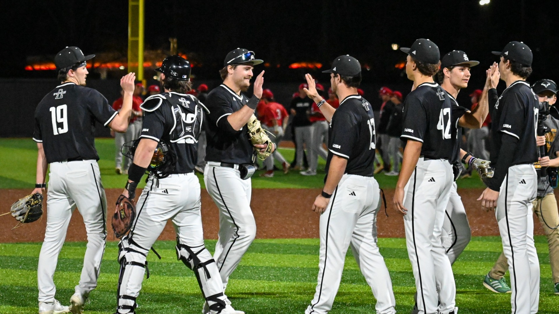 KSU Baseball high-five line