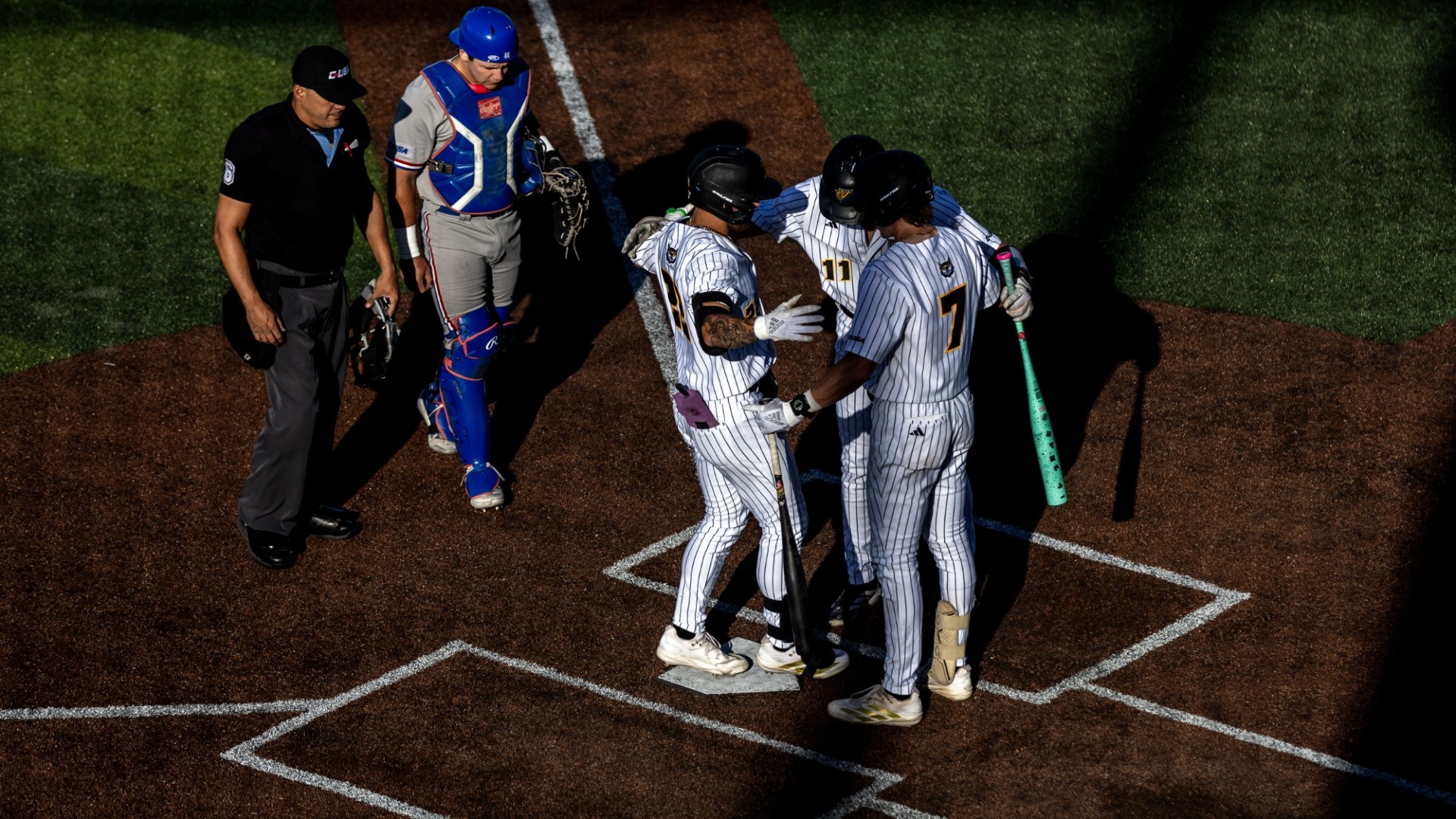 Cooper Williams HR hug