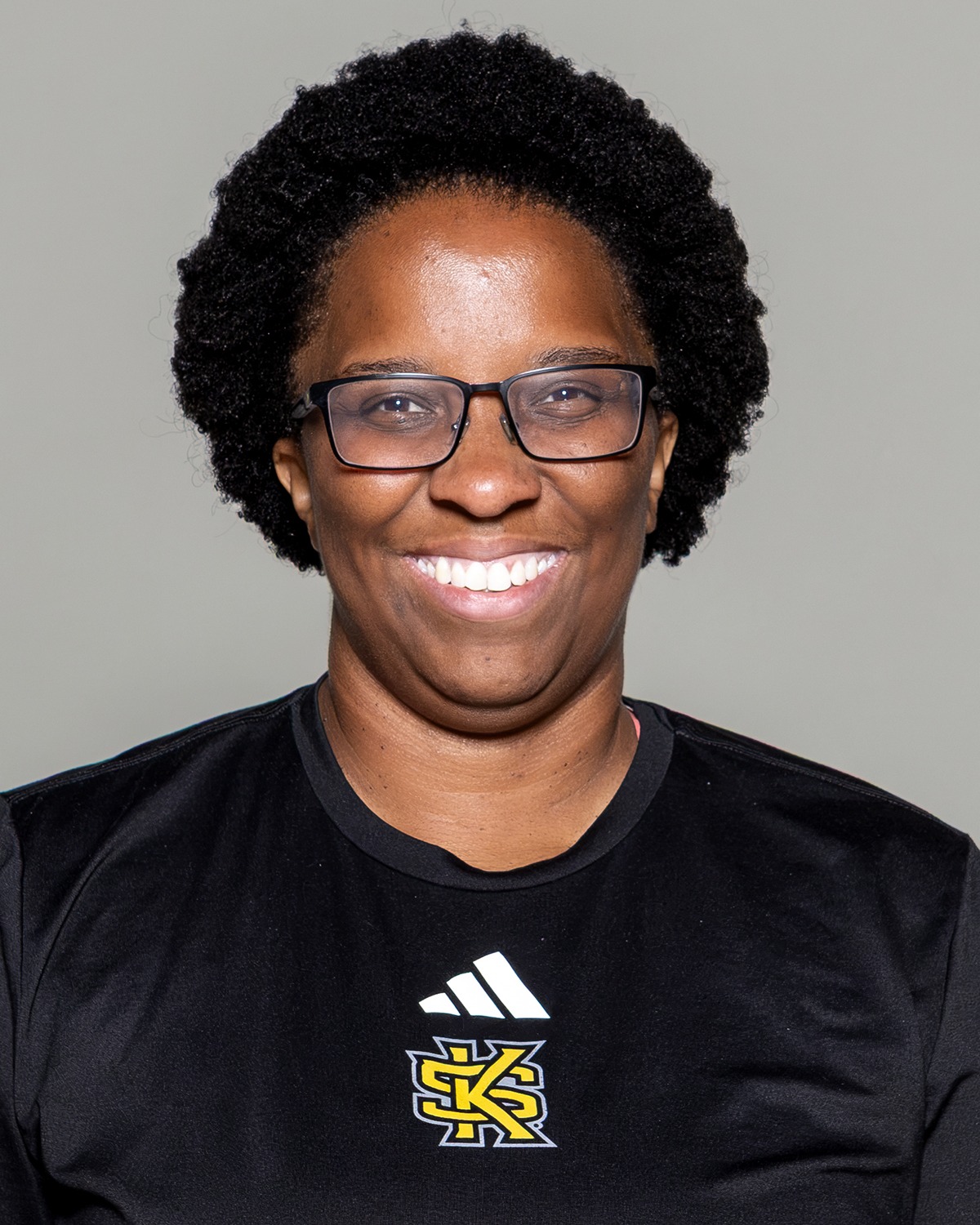 Soyna Woods Headshot
