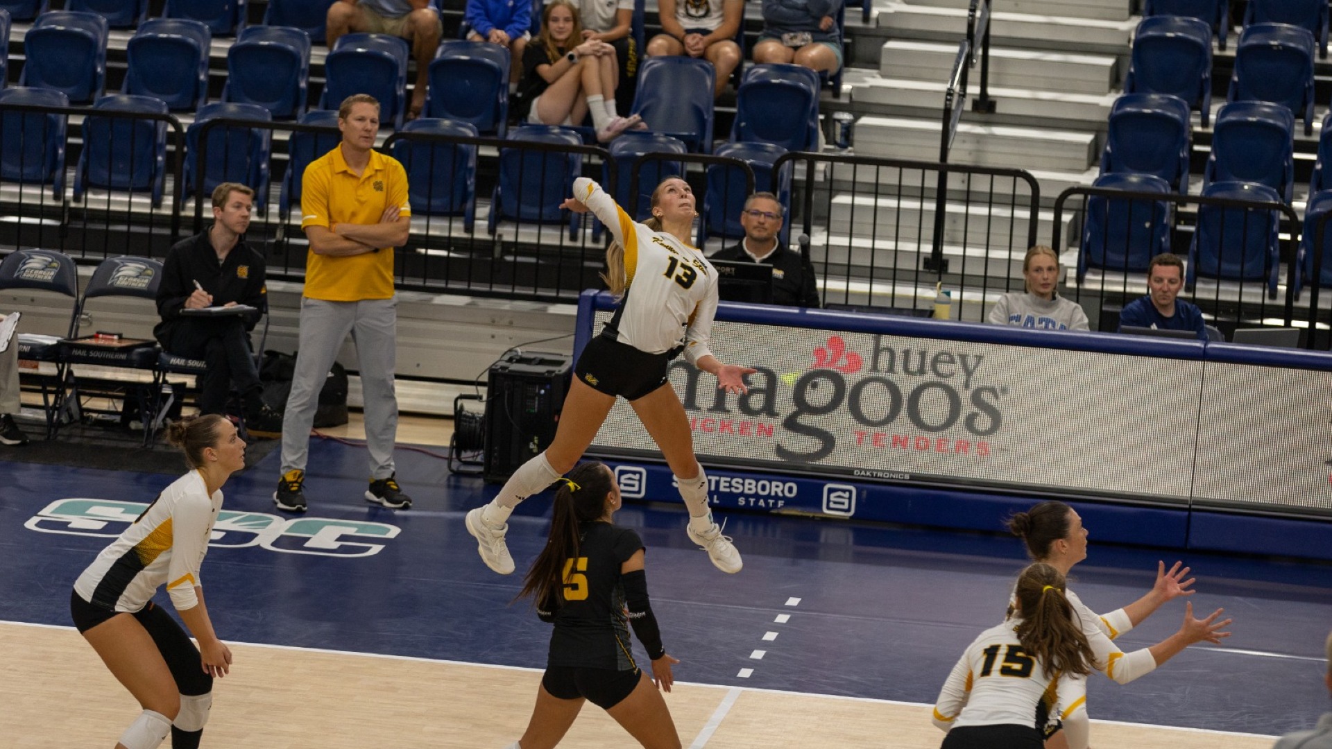 Owls vs UNF