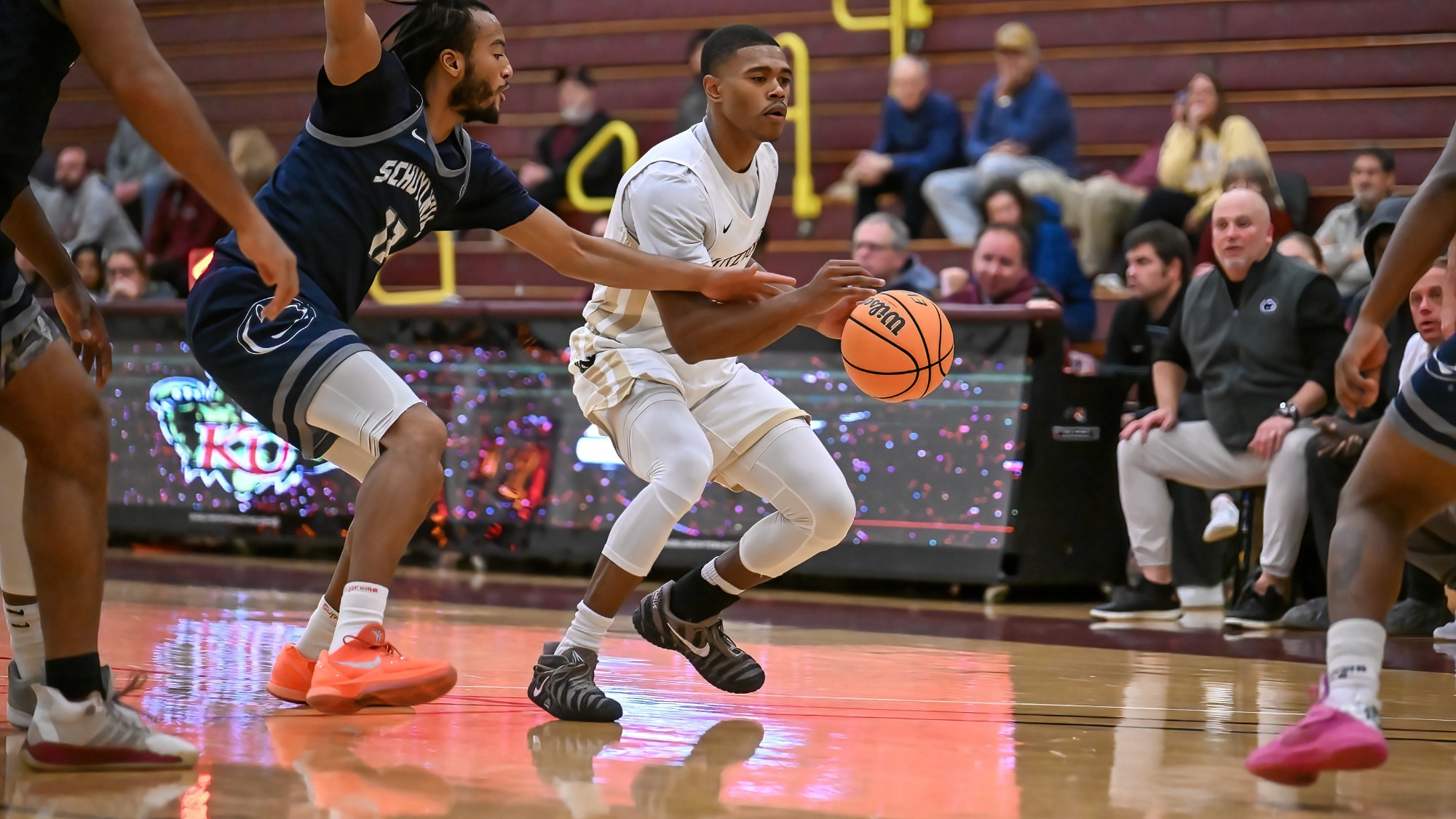 Omari Banks vs Penn State Schuylkill 111925