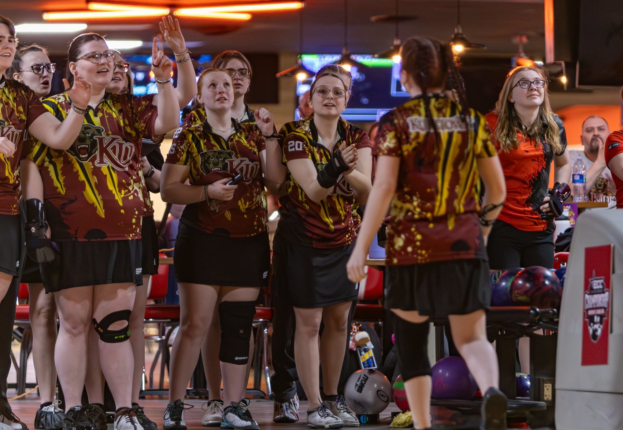 Kamryn Brenneman returning from shot to celebrate with team at East Coast Conference Championships 032325