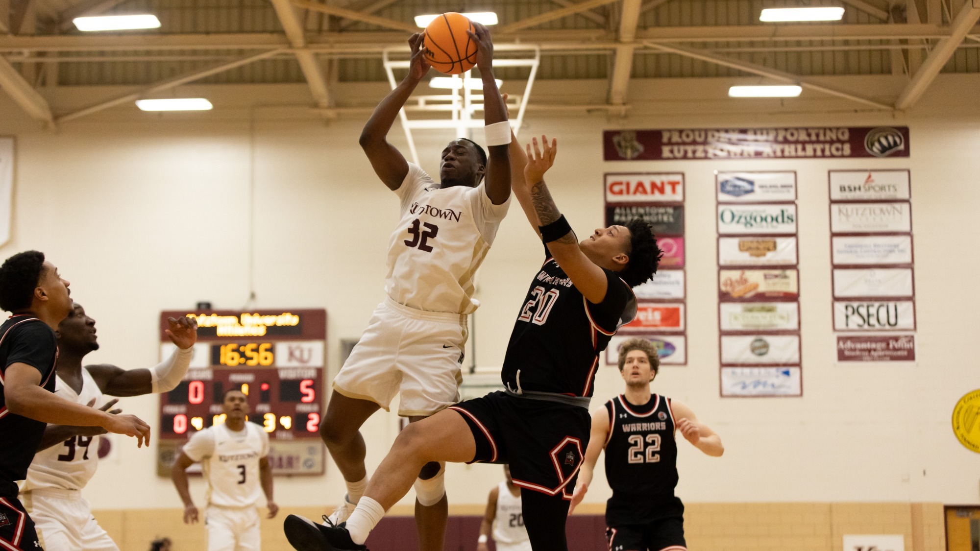 Tobi Ogunbare vs. East Stroudsburg 012726