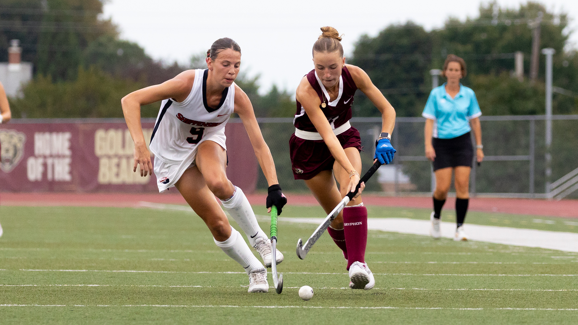 Meryl Mesenbrink carries the ball against Shippensburg on 9/17/26