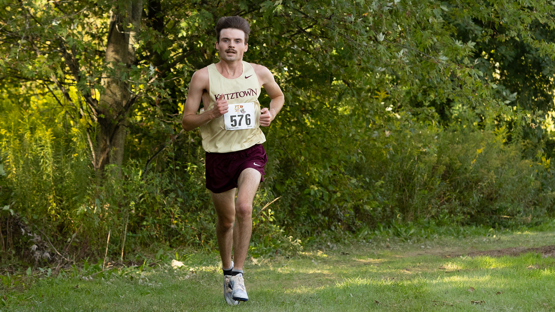 Robby Lloyd competes in the DII/DIII Challenge on 9/12/26