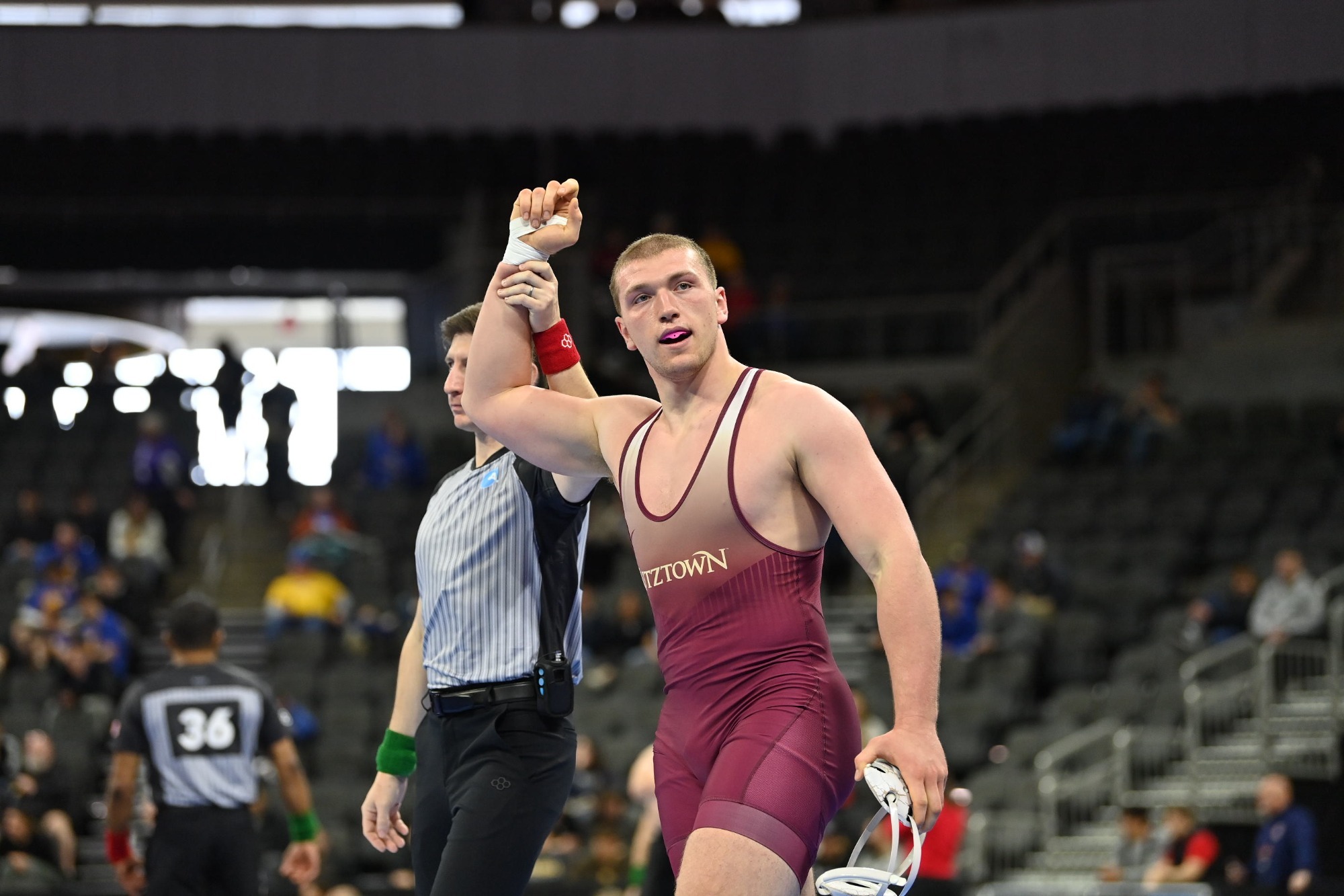 Freddie Retter winning at NCAA Championships 031426