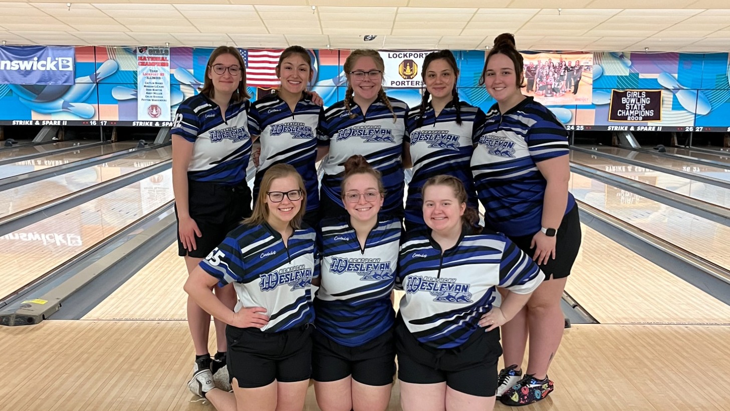 Women's Bowling at Lewis