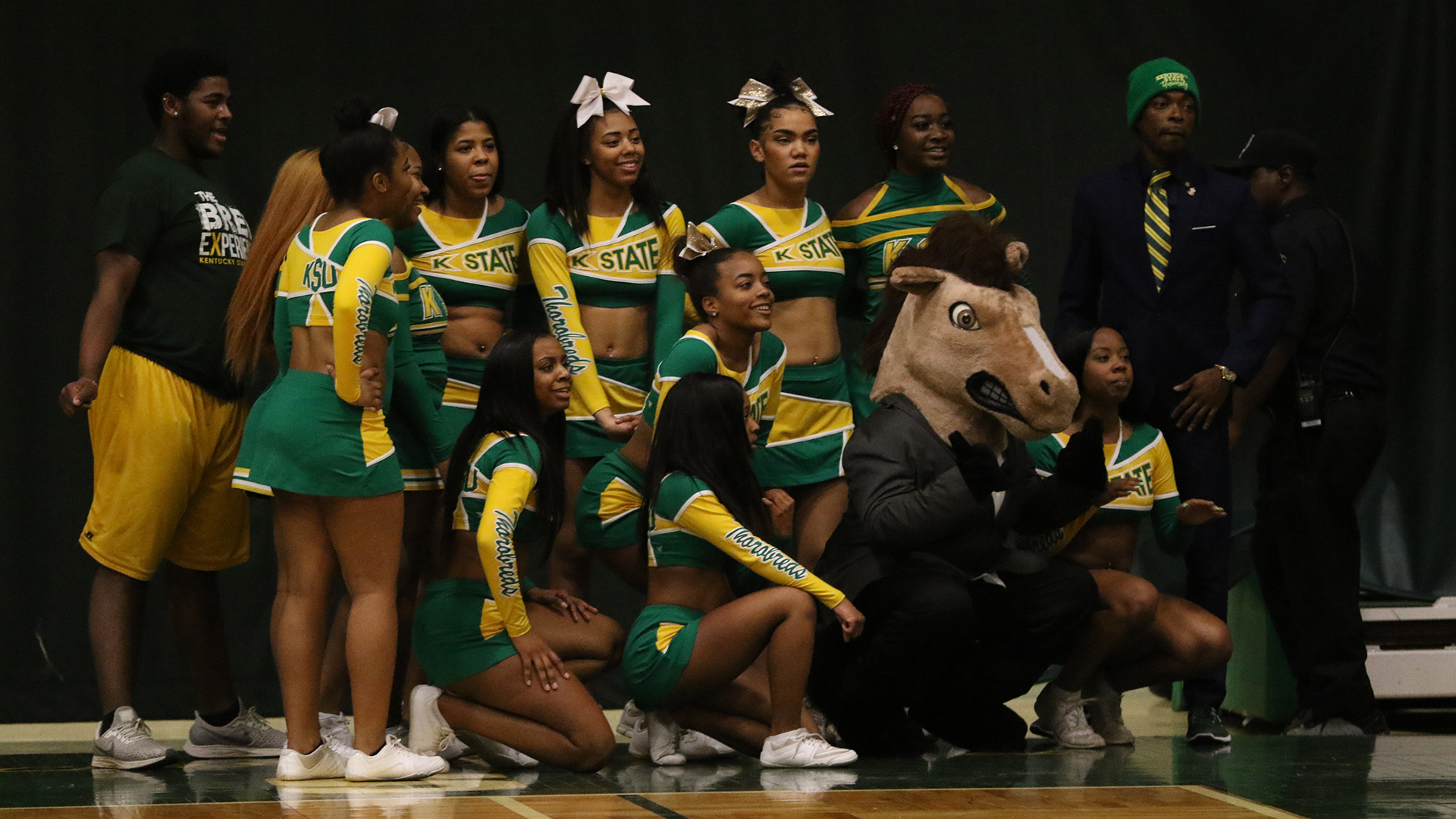 1920 Cheer Team Announced