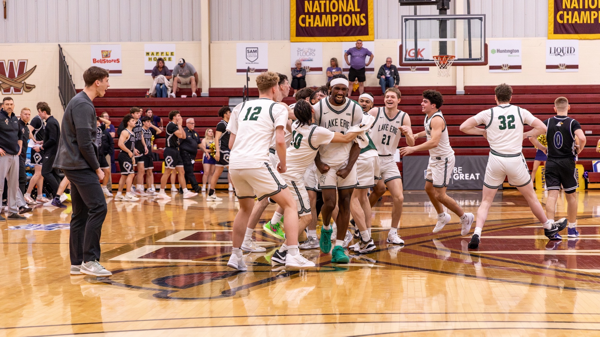 Gio Moore - 2025/26 MBB