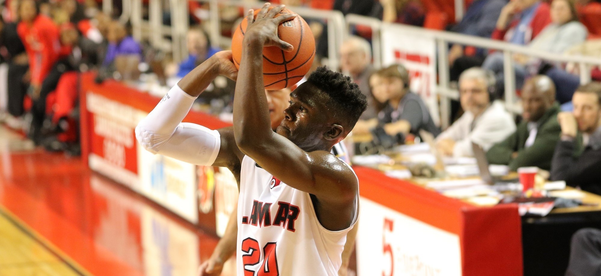Marcus Owens 201617 Men's Basketball Lamar University Athletics
