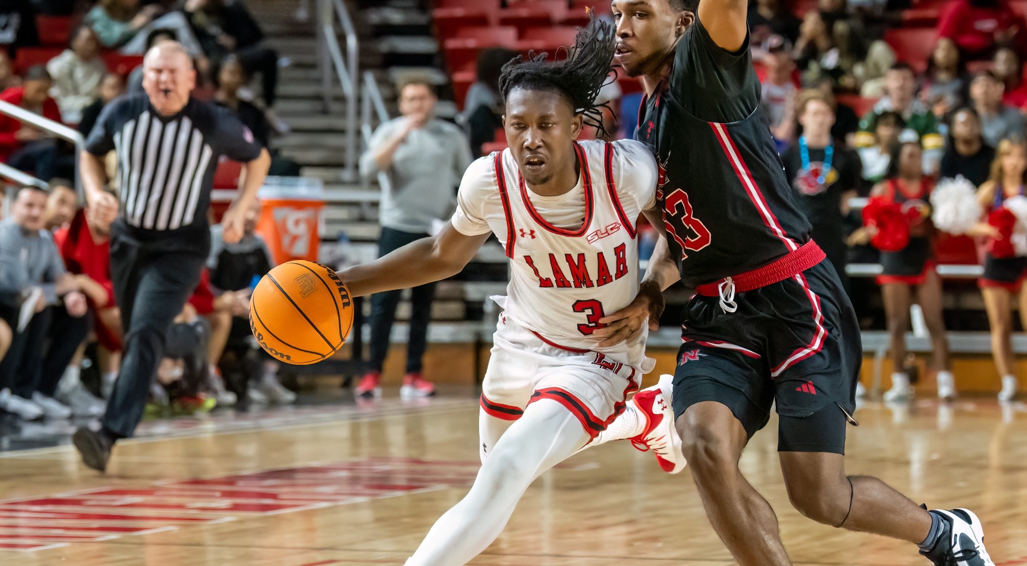 Buckley Scores GameHigh 15 as LU Protects Home Court Lamar