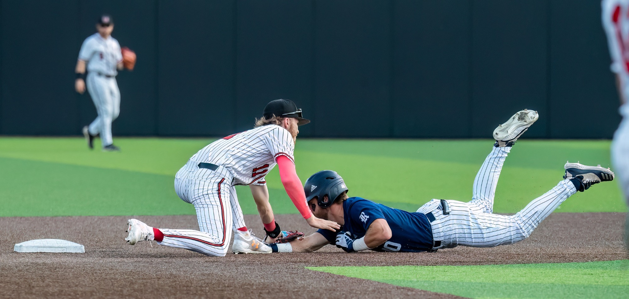 Cardinals Fall in Midweek Home Contest - Lamar University Athletics