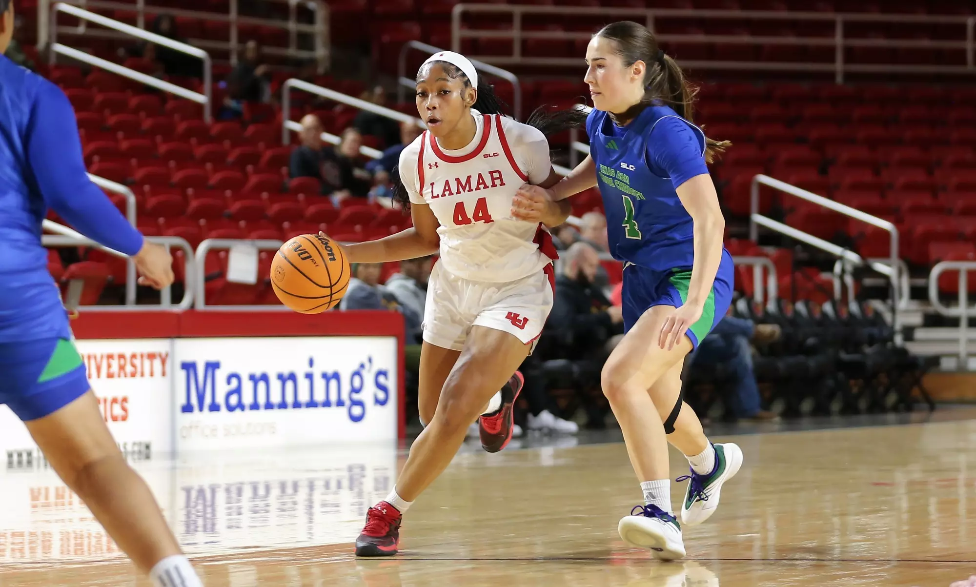 Lamar WBB takes on Texas A&M Corpus Christi at Neches Arena in Beaumont, Texas. Monday, December 15, 2025. Photo credit Jarrod Brown