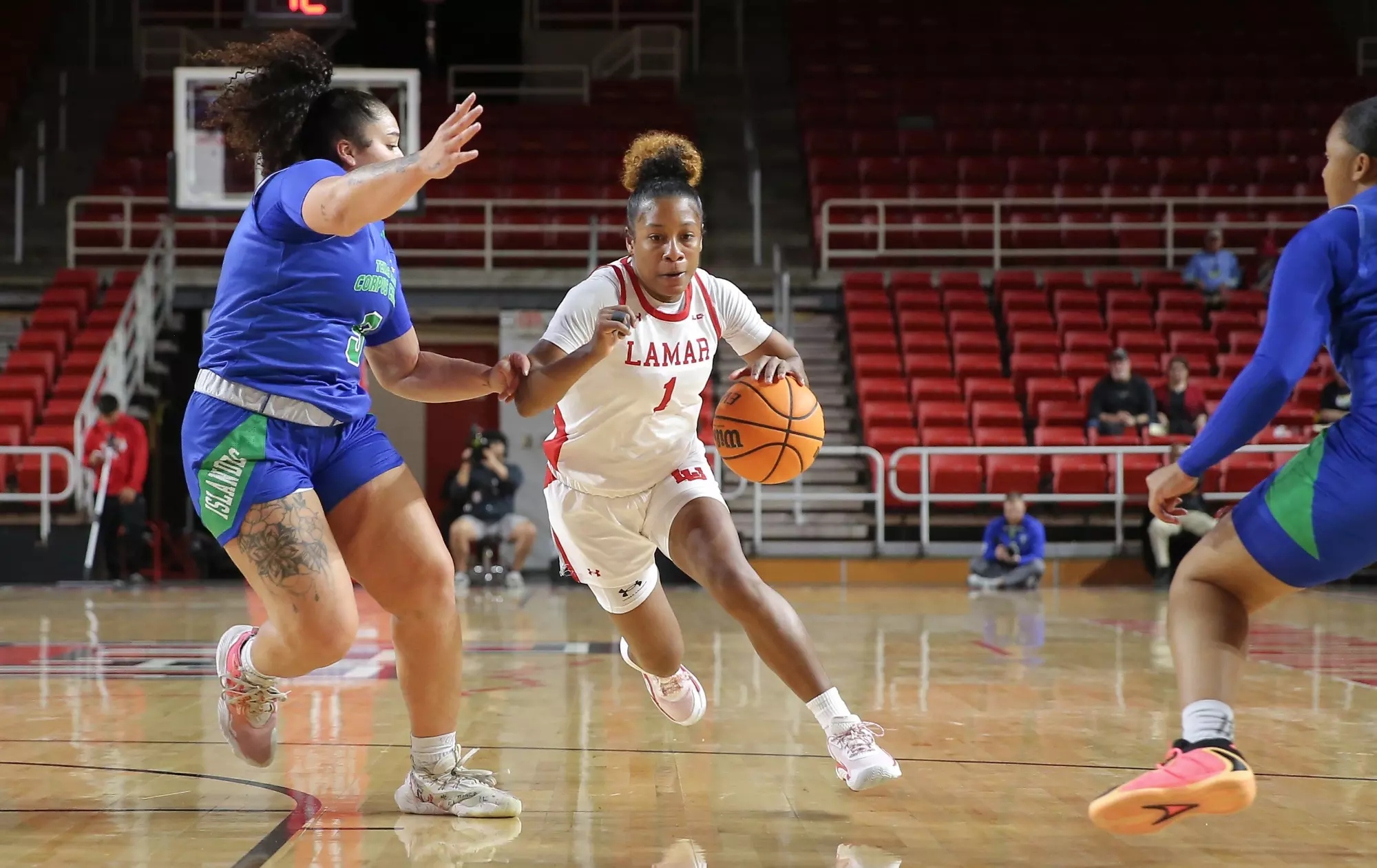 Lamar WBB takes on Texas A&M Corpus Christi at Neches Arena in Beaumont, Texas. Monday, December 15, 2025. Photo credit Jarrod Brown