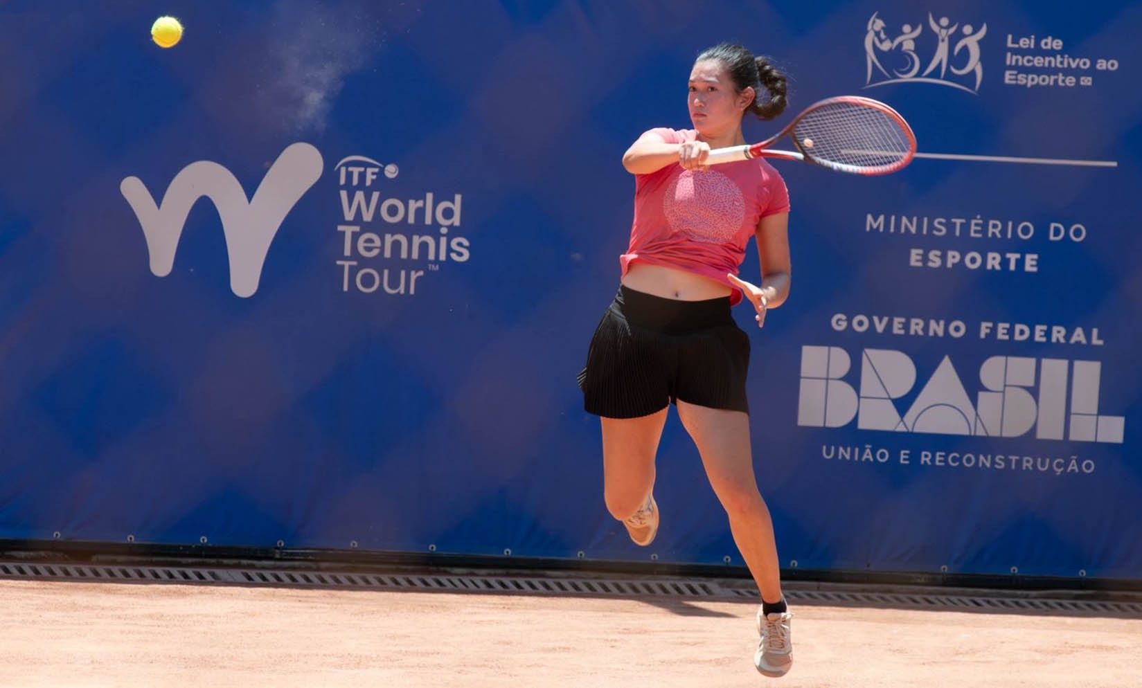 Livia Espirito Santo