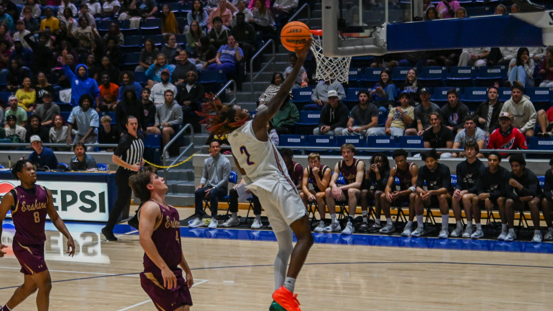 Terry Leonard Jr. Layup vs. Erskine 11-24-25
