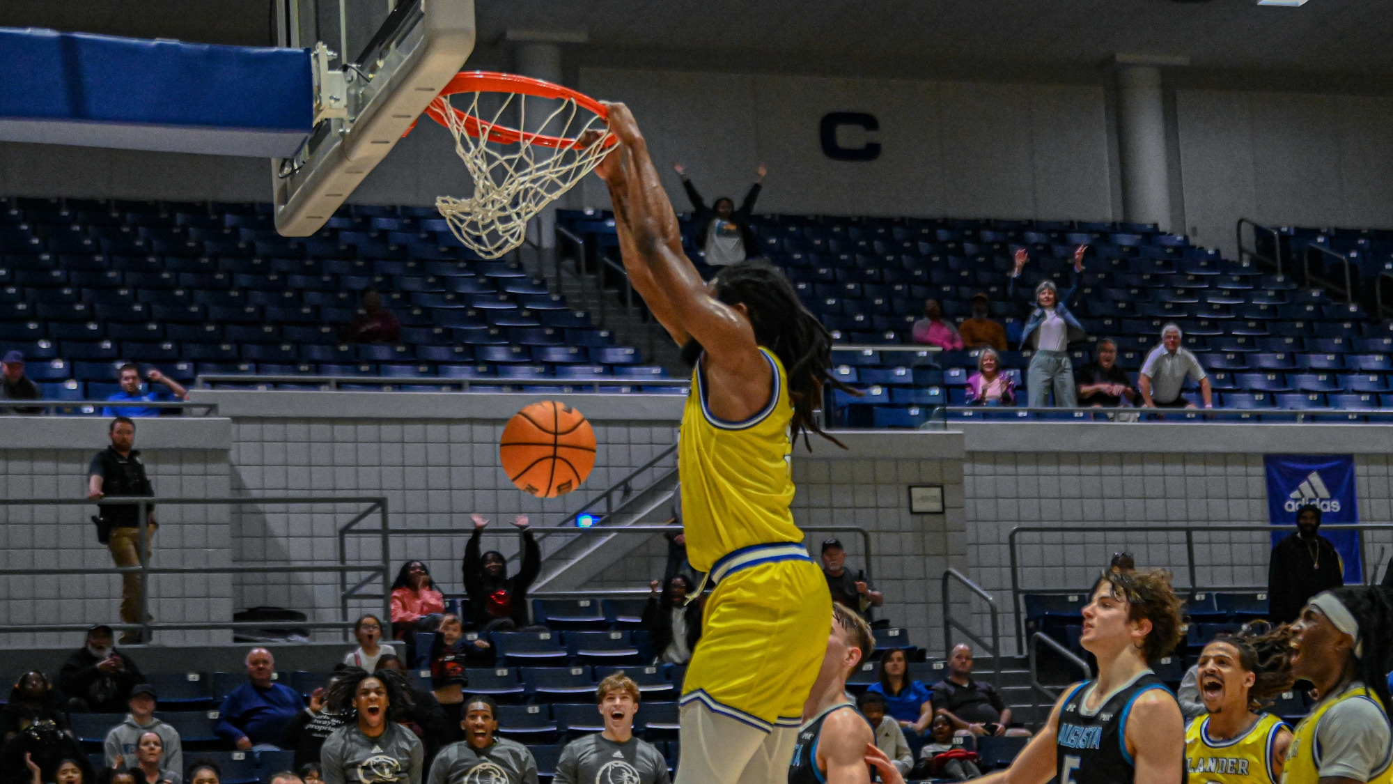 Navaughn Maise Dunk vs. Augusta 1-10-26