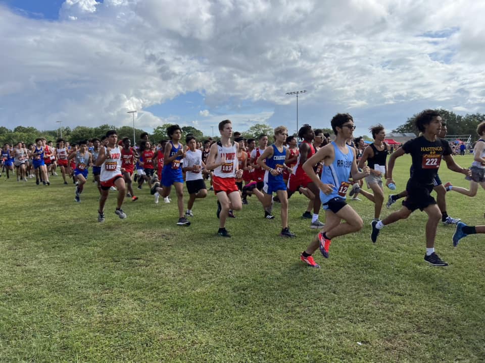 Bulldog Invitational JV Boys Race