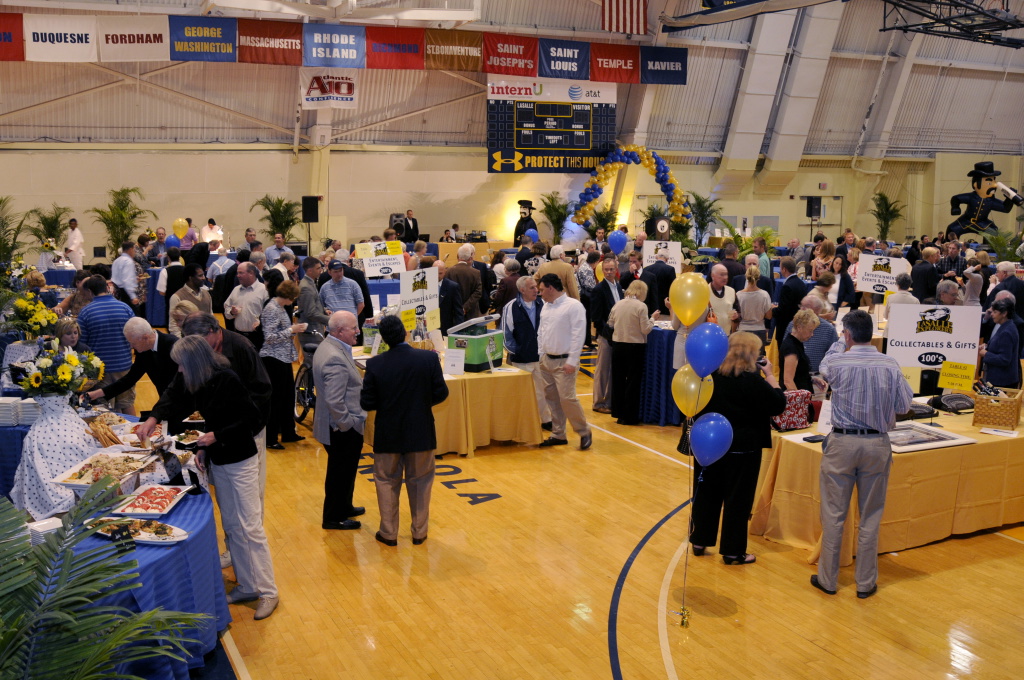 2011 Explorer Club Auction