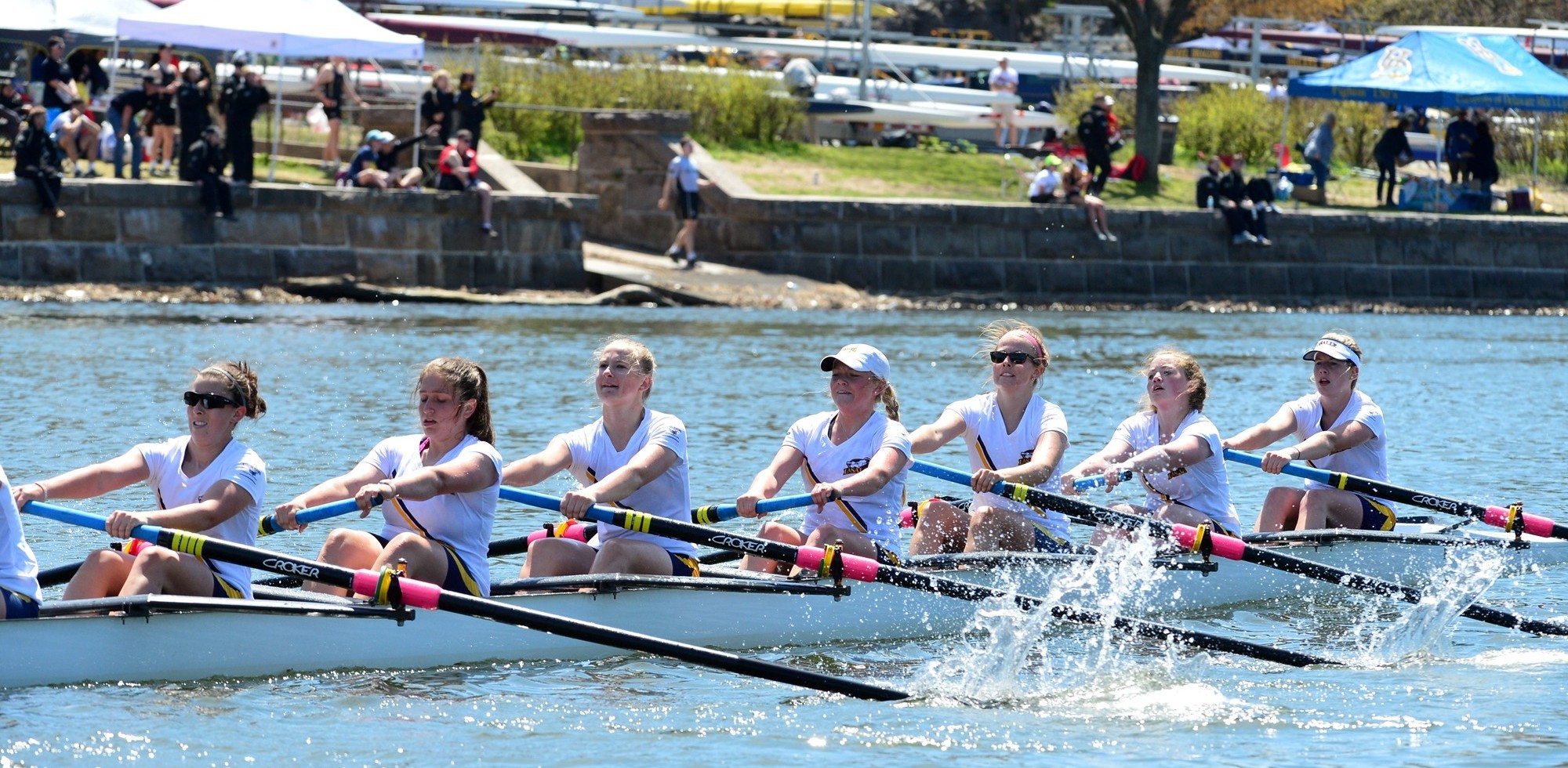 Women's Rowing Competes at 35th Memorial Murphy Cup Regatta La Salle