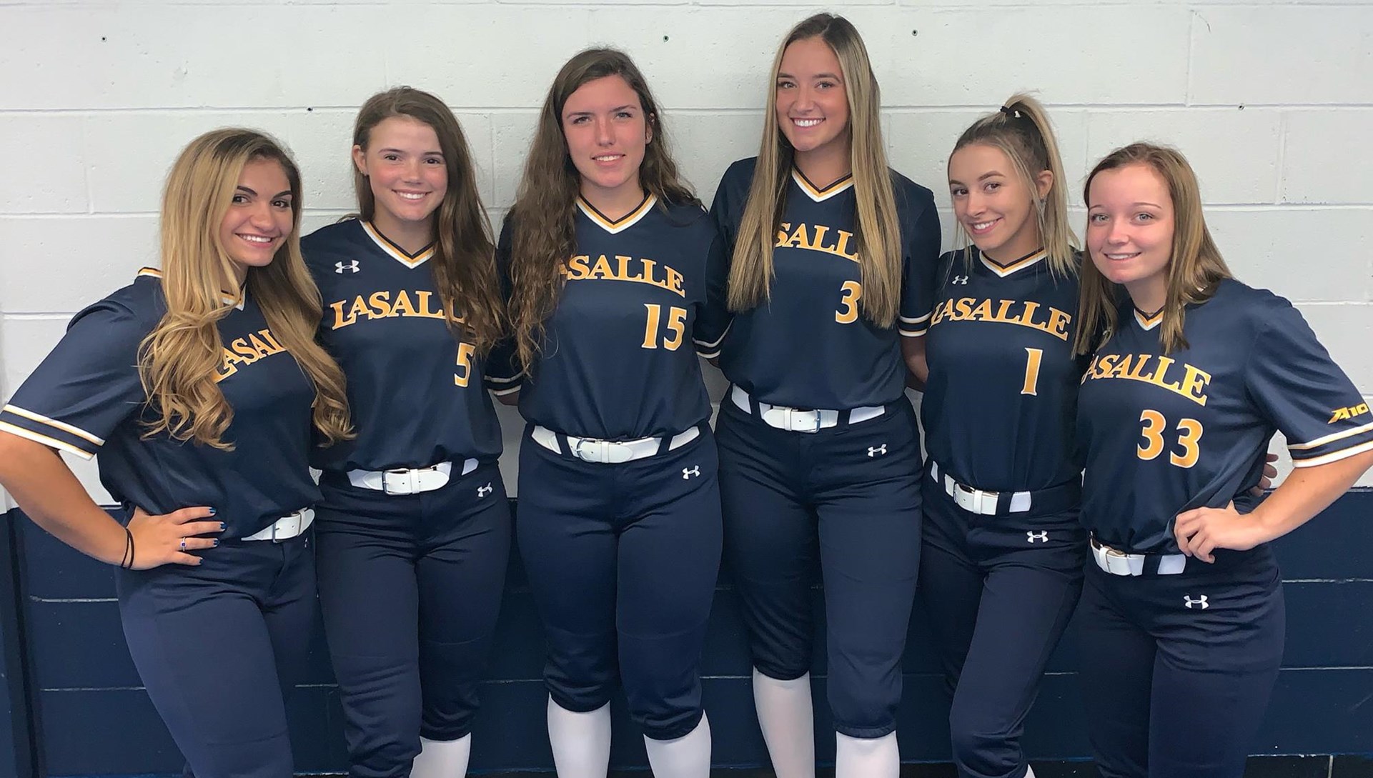Softball Six as Part of 2020 Recruiting Class La