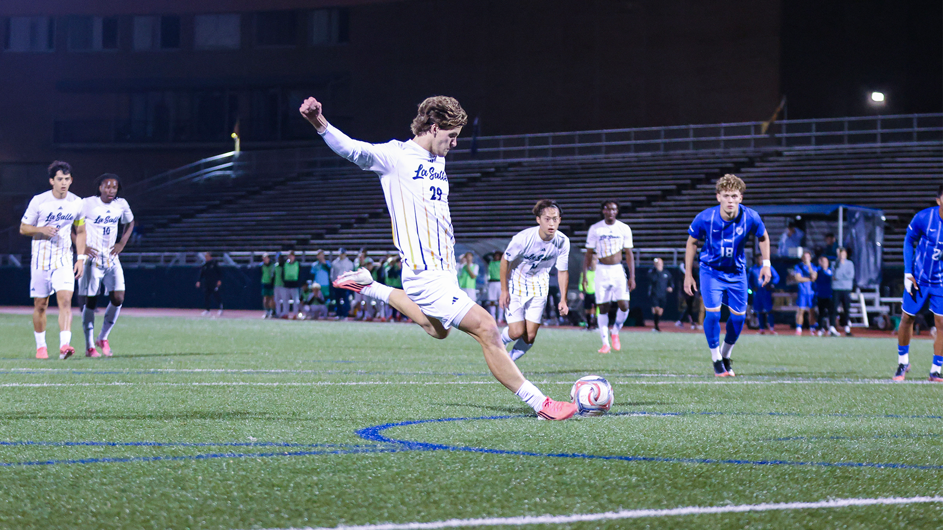 10/10/2026: Gabe Faust vs. Saint Louis