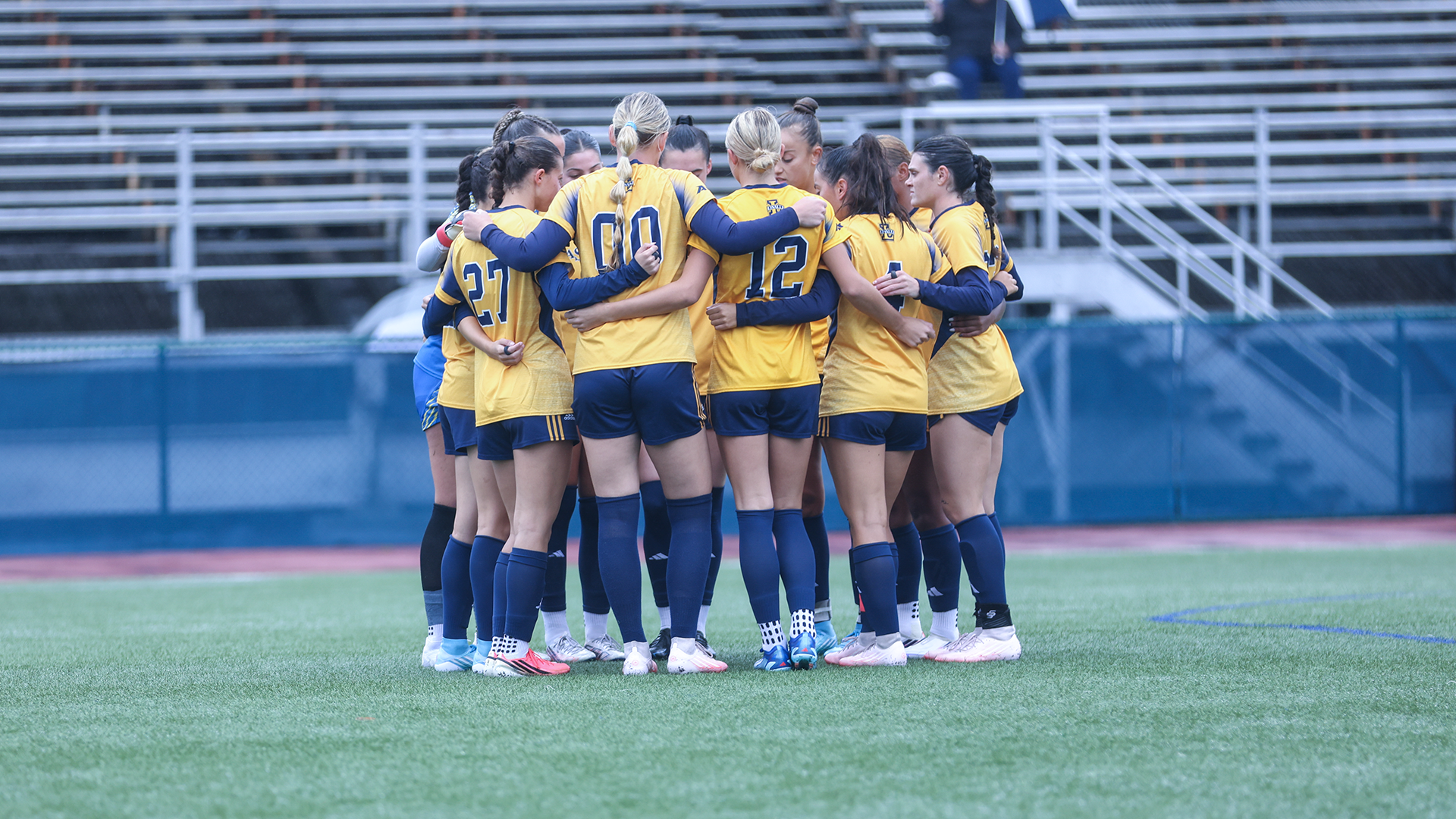 9/27/2026: La Salle Team Huddle vs. Rhode Island