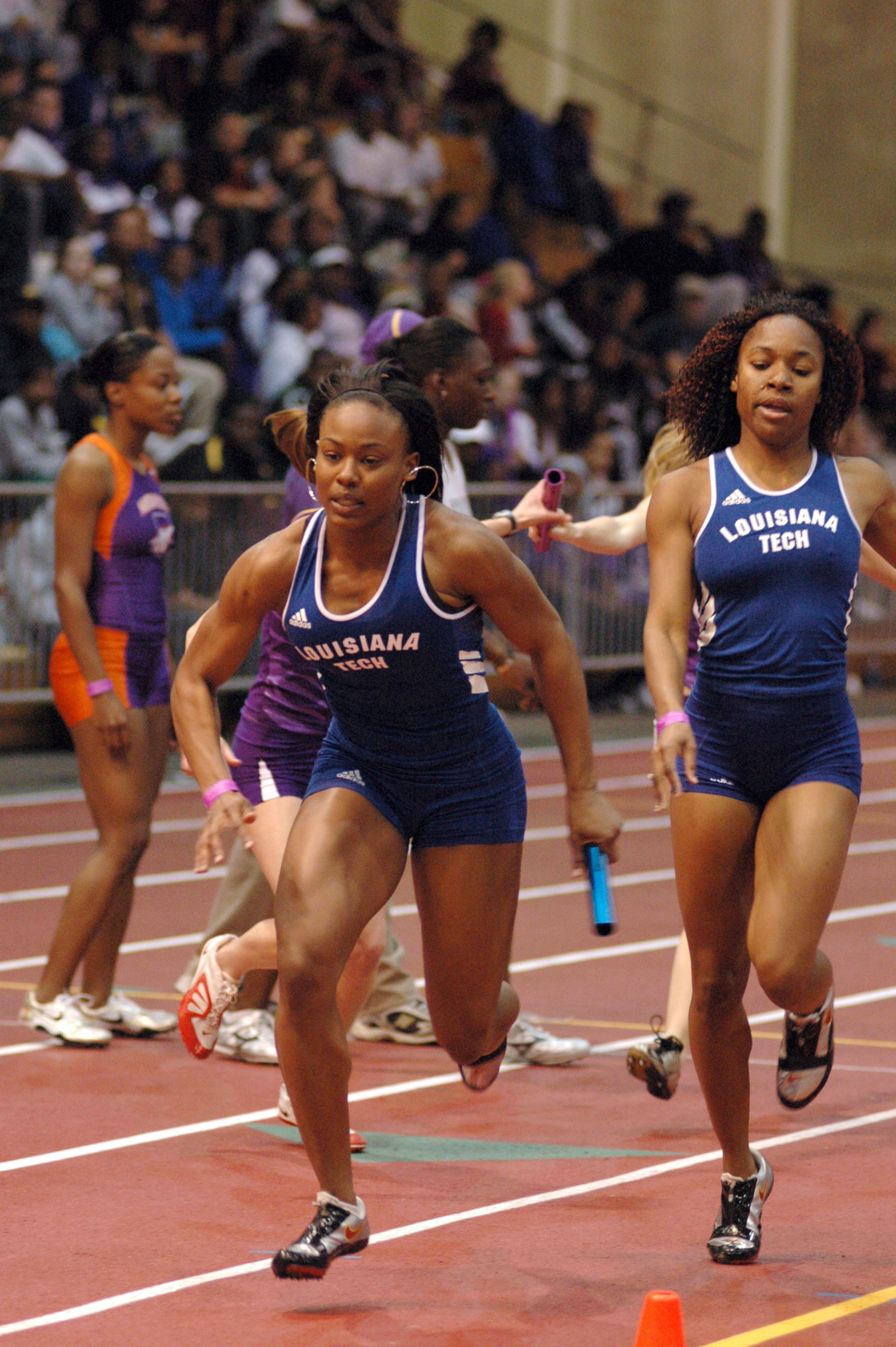 The team leaped Idaho in their final event to win by six points.