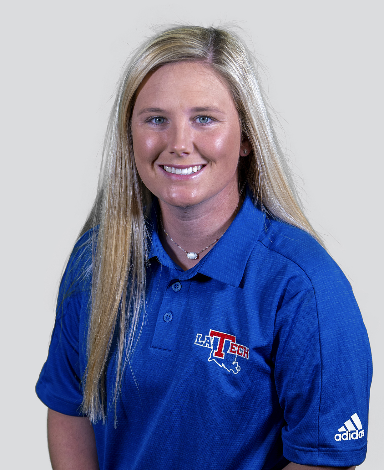Shelby Shelton headshot