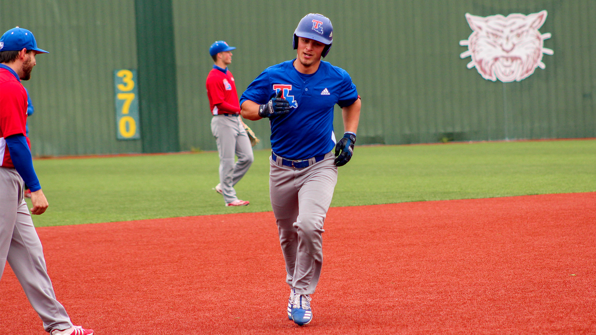 Bulldogs Show Patience at the Plate in Second Weekend of Official