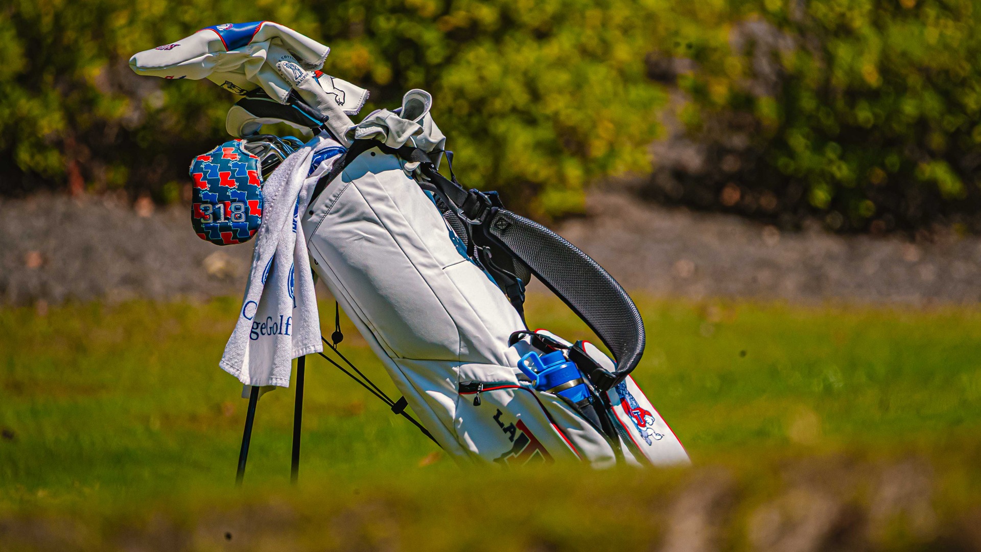 LA Tech golf bag