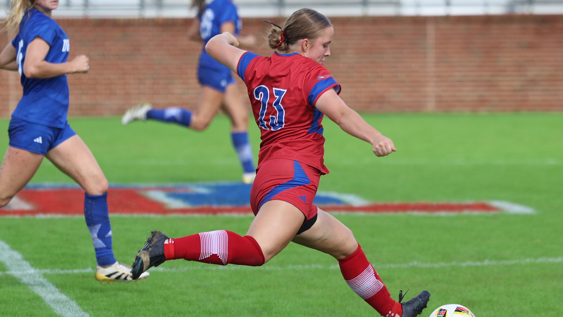 Annie Meador vs. Delaware